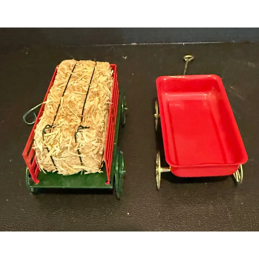 Small Miniature Wagons Wagon Red Green Hay Bale Dollhouse Decor 2pc Vintage